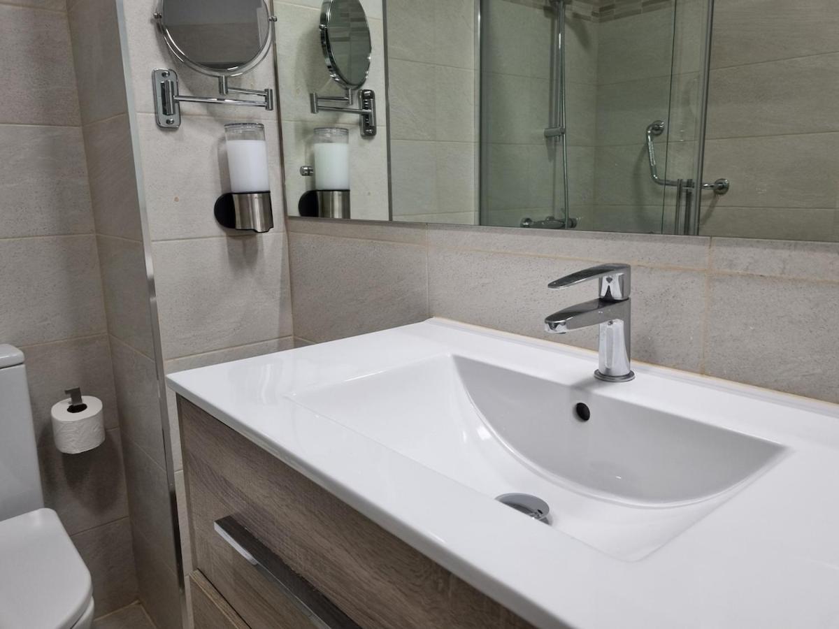 131A - Espectacular Apartamento 8 Personas Puerto Хіхон Екстер'єр фото